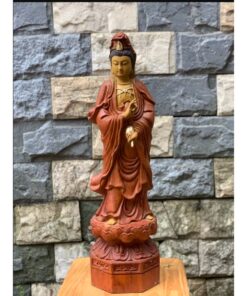 Tượng Phật Quan Âm Đứng Lớn